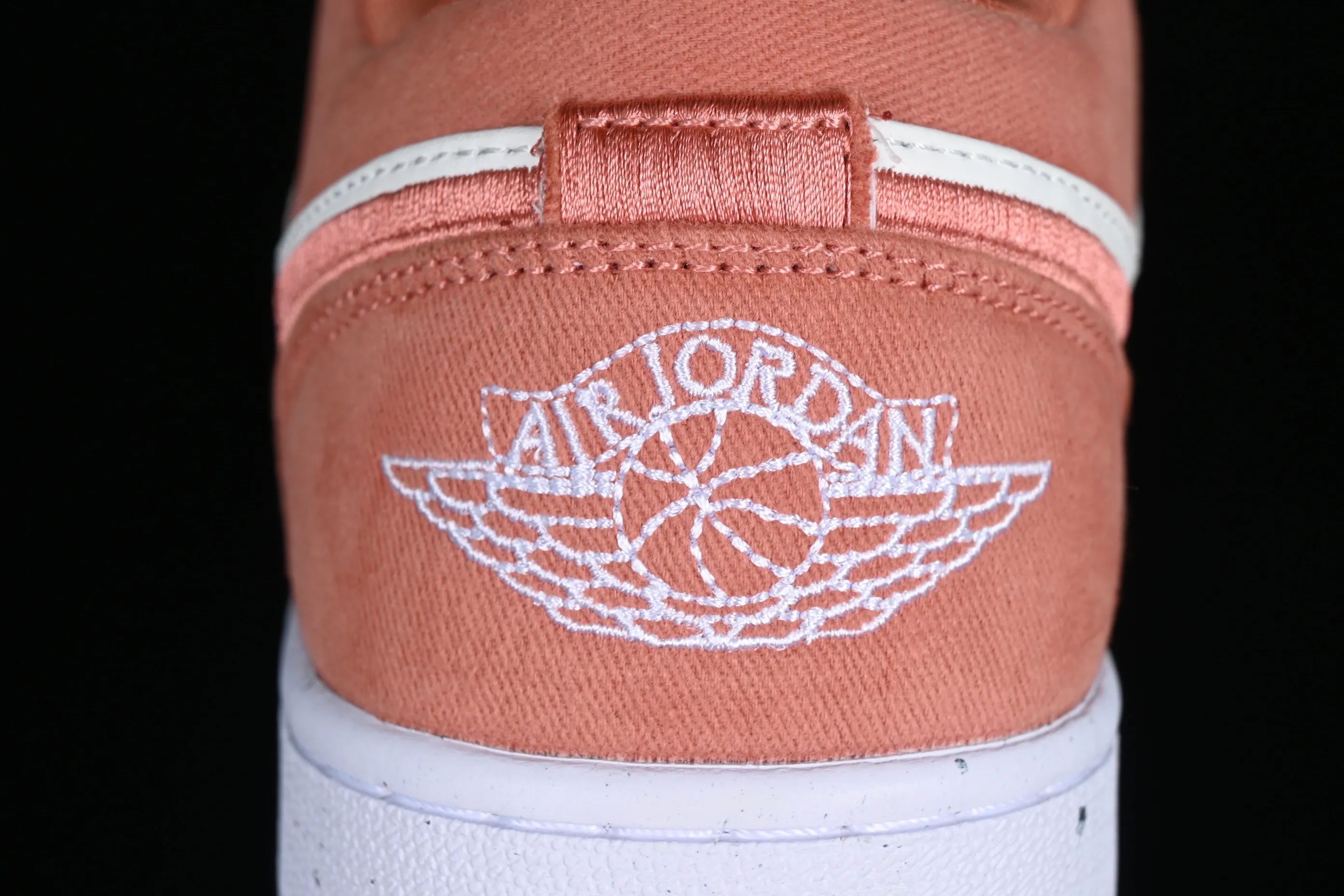 All categories Air Jordan Jordan series basketball shoes Air Jordan 1 Low Air Jordan 1 Low "Canvas" AJ1 Joe 1 pink and white low-top cultural basketball shoes FN3722-801